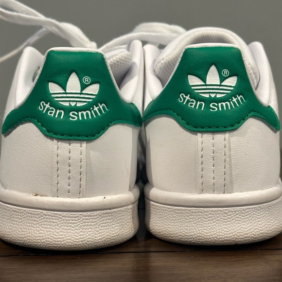Kids Adidas Stansmith Size 1.5 - Picture 1 of 9